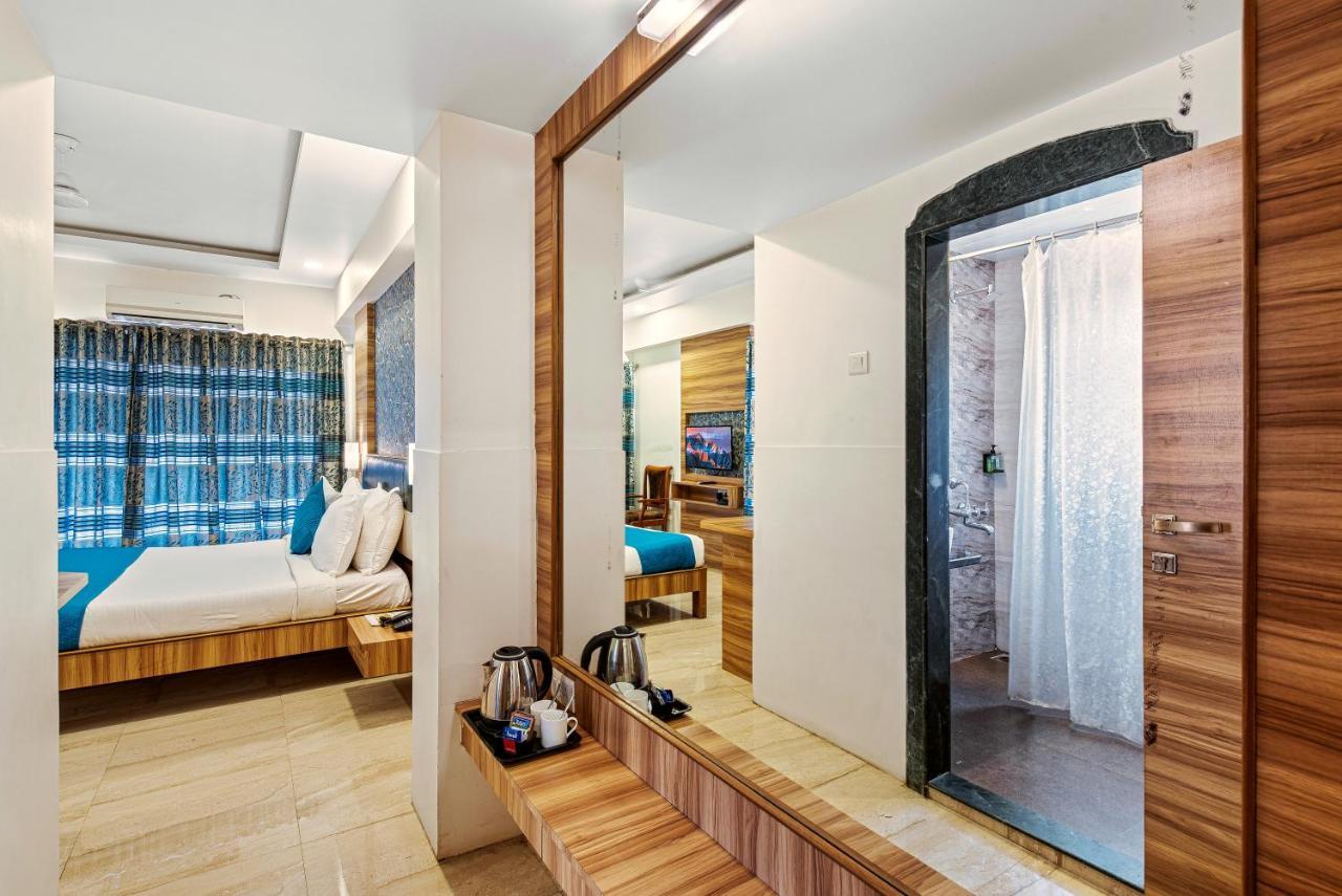 Mayur Retreat & Spa ロナバラ エクステリア 写真