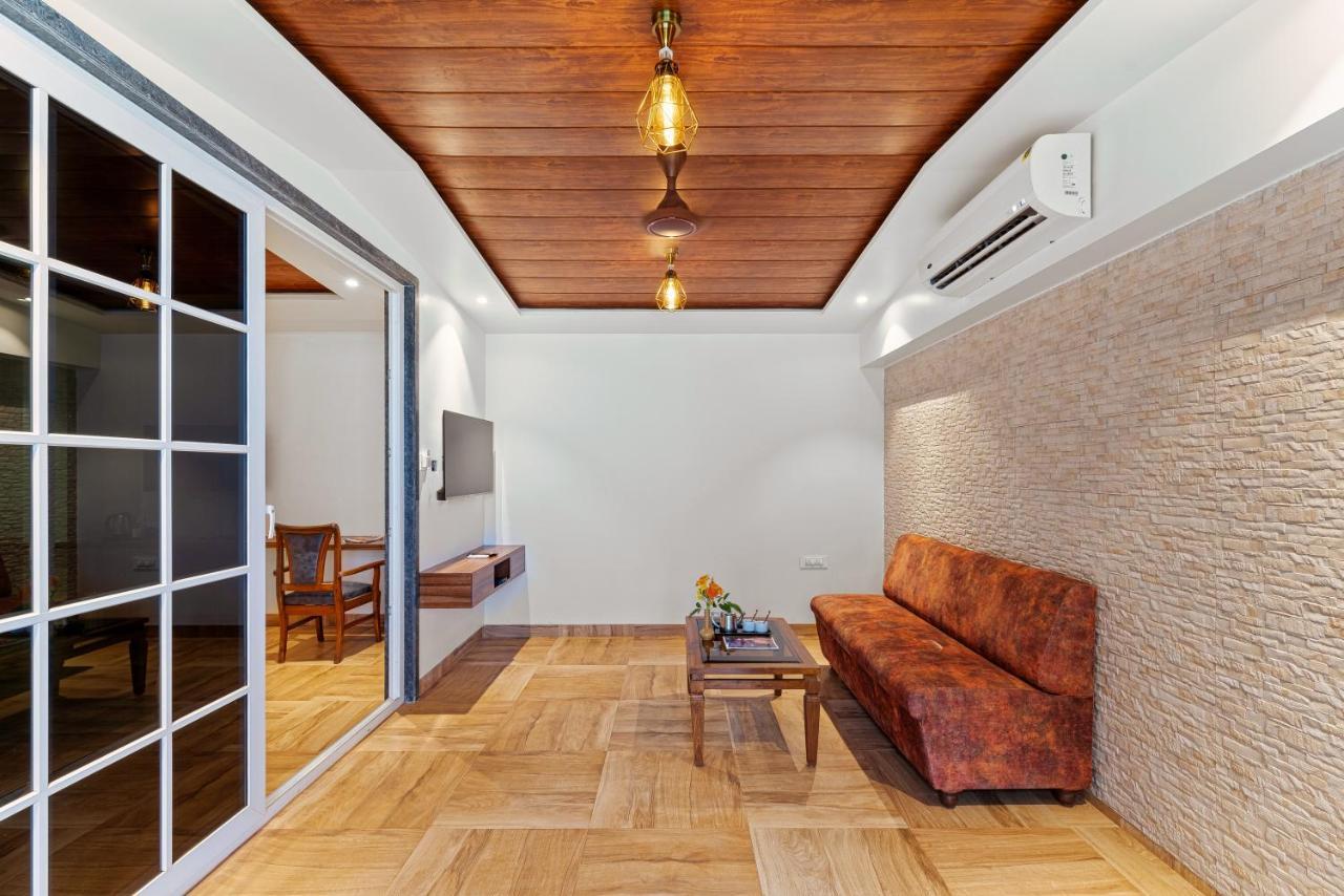 Mayur Retreat & Spa ロナバラ エクステリア 写真
