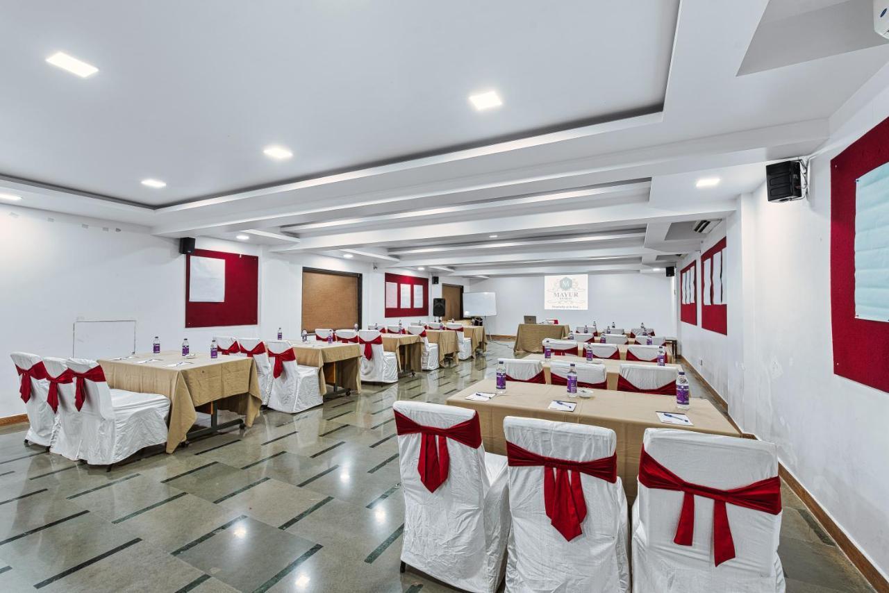 Mayur Retreat & Spa ロナバラ エクステリア 写真